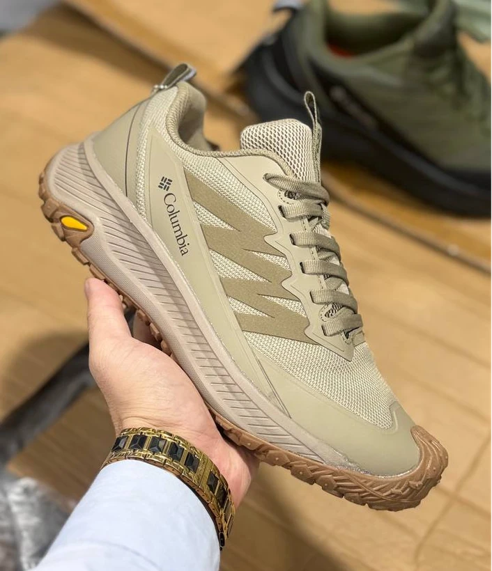 کتونی کلمبیا جی‌تی‌اِکس (Columbia GORE-TEX) کیفیت مسترکوالیتی ویتنام (خرید عمده و تک - سایز ۴۰ تا ۴۵)
