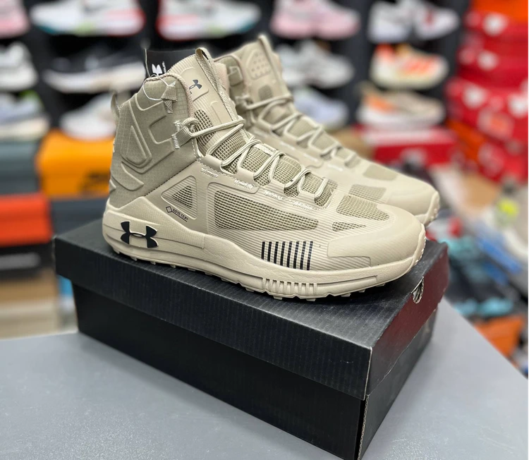 بوت  آندرآرمور آندر آرمور ورج ۲.۰ / Under Armour Verge 2.0 مسترکوالیتی (خرید عمده و تک - سایز ۴۰ تا ۴۵)