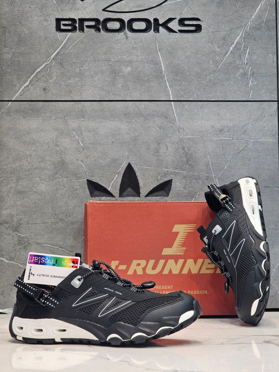 صندل آبنوردی آی رانر iRunner Sandals مسترکوالیتی | صندل طبیعت‌گردی و آبنوردی رنگ مشکی سفید سایز 37 تا 40